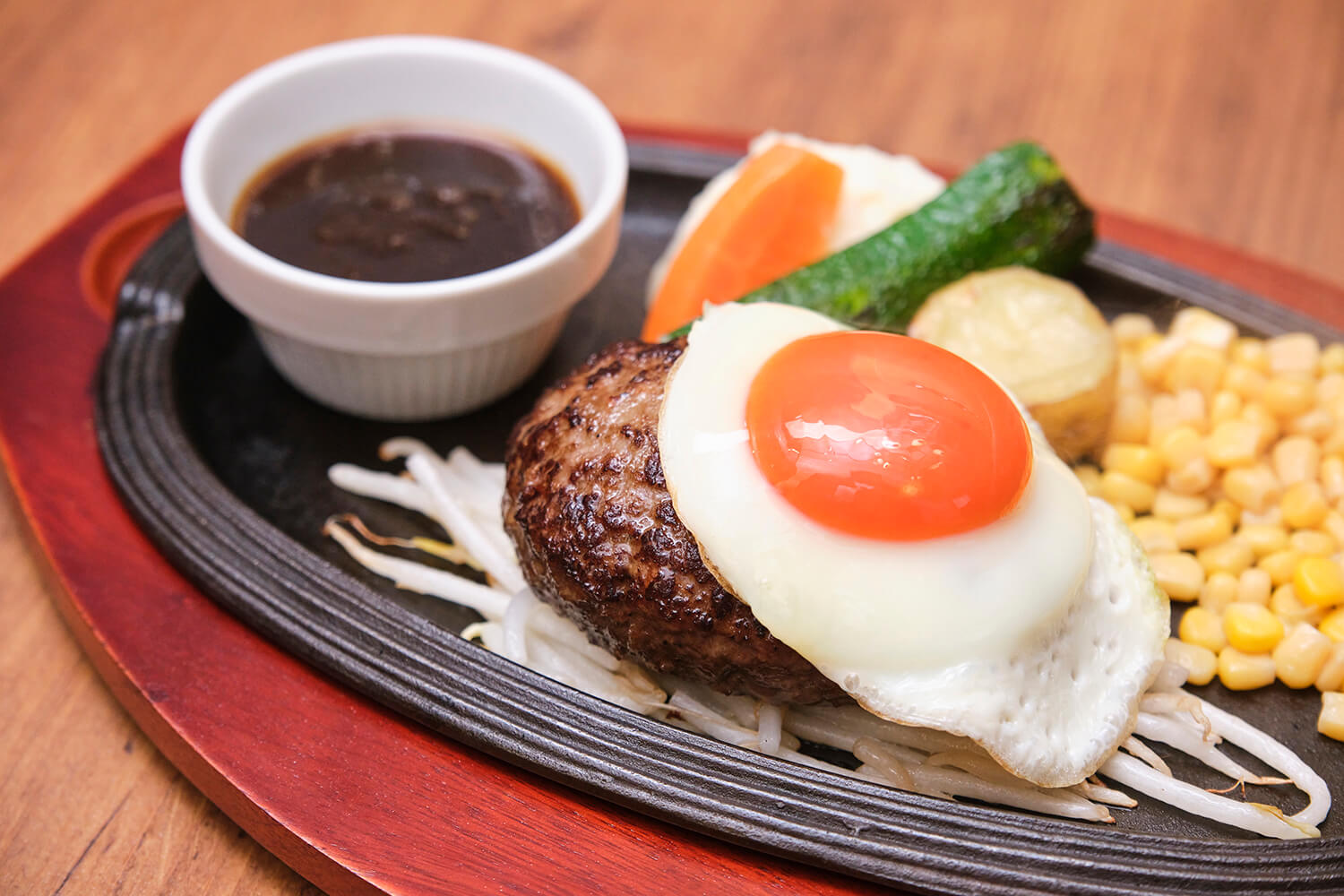 「名物煎蛋漢堡排單人」JPY2420