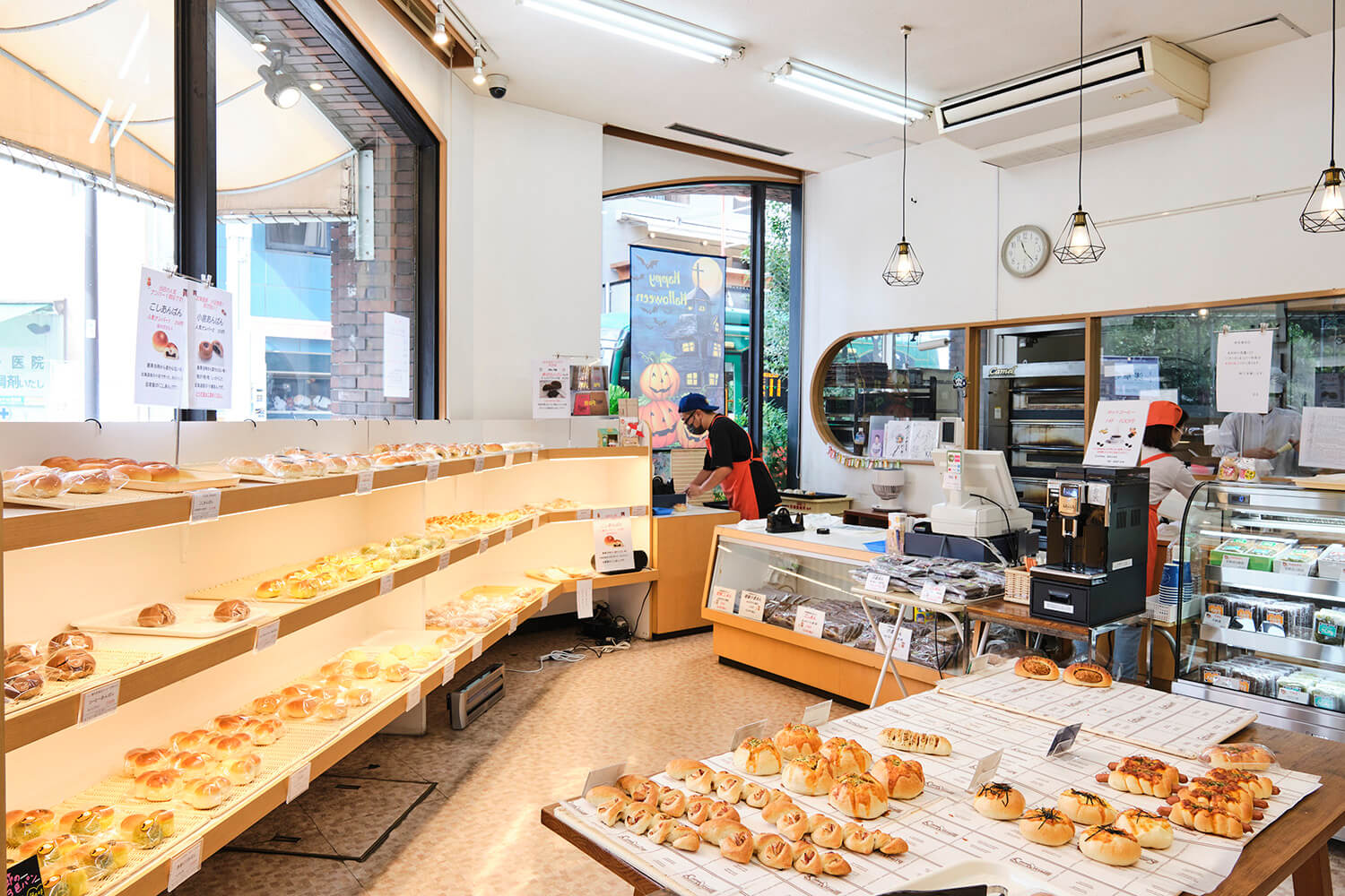 外觀精緻的紅豆麵包也推薦作為伴手禮。