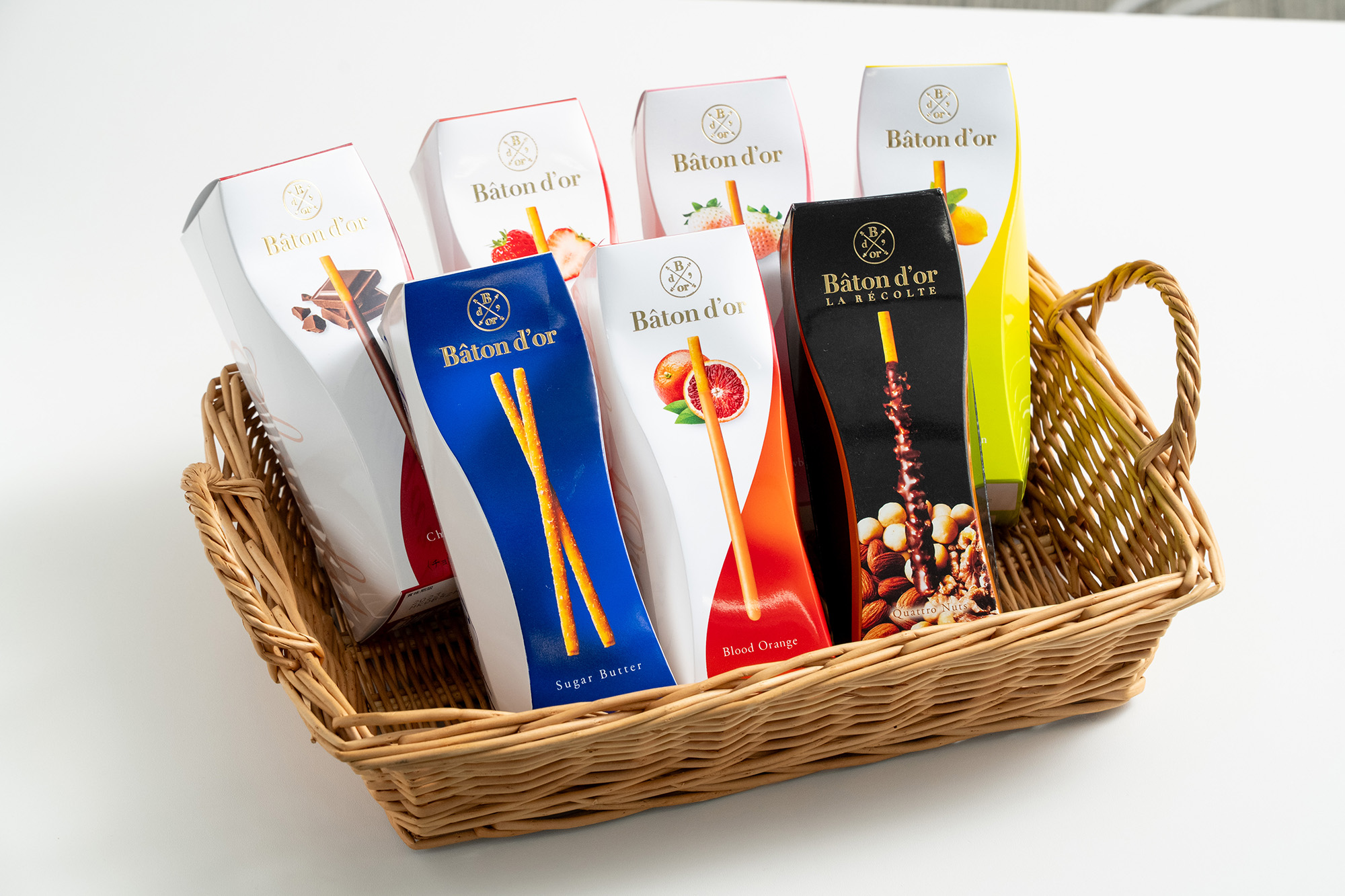 店內常備有約8種季節口味，包括標準口味