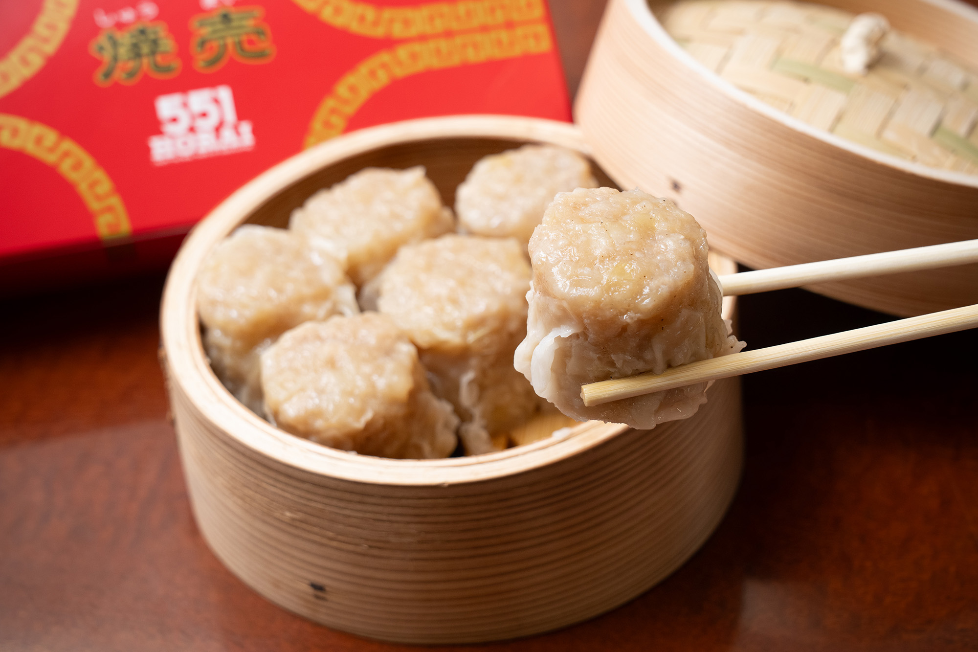 「修麥」6件510日圓，10件850日圓，冷藏10件900日圓 *餐廳及內用價格有所不同