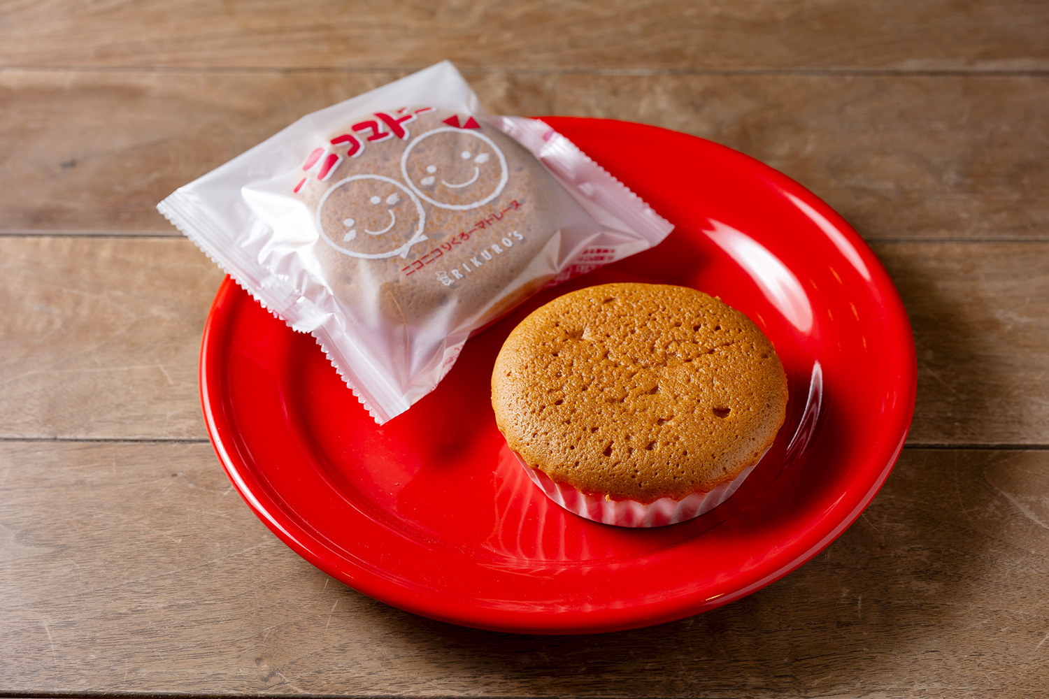 「Nikomado」1個185日圓、5個1盒925日圓 ※保質期：12天