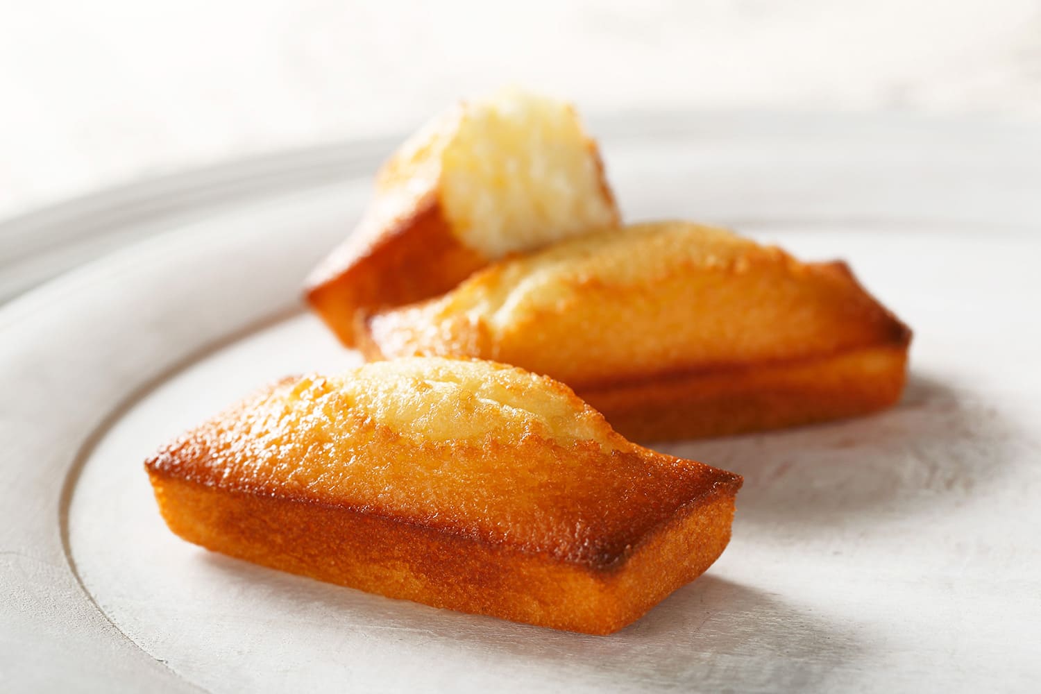 "Financier" 8 piece per package of 1600 yen