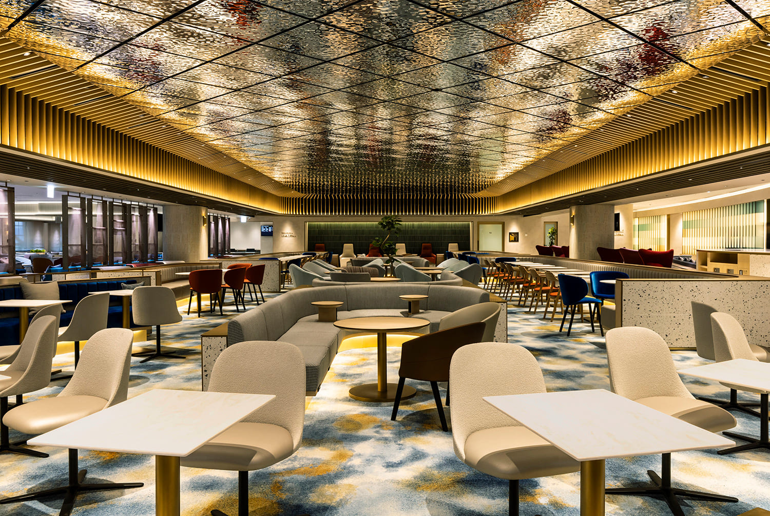 International flight sharing lounge in Kansai International Airport "KIX Lounge Kansai"