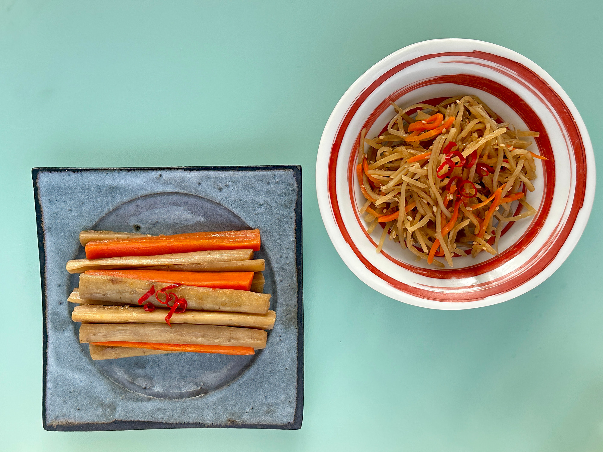 提供受歡迎的配菜“Kinpira（厚）”和“Kinpira（薄）”的示例