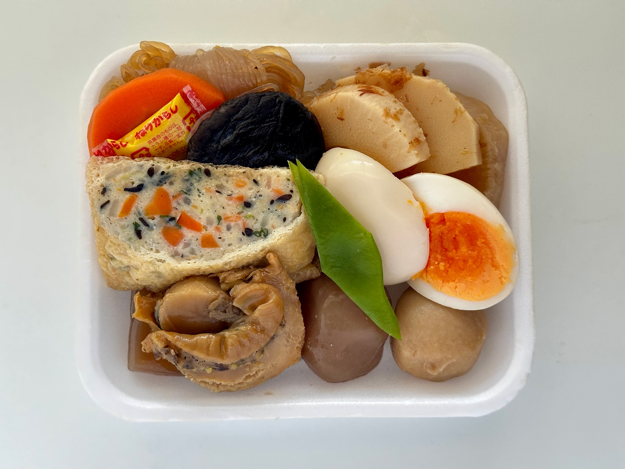 Saichi 配菜最受歡迎的第一產品，五目燉菜。 「五子棋燉（中）」570日圓