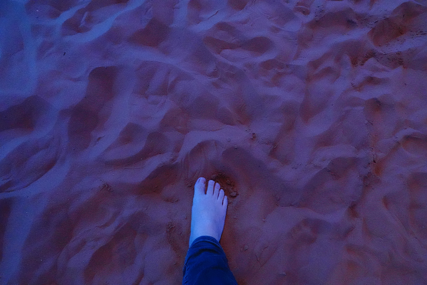 從約旦運來了22噸沙子，作為沙漠體驗