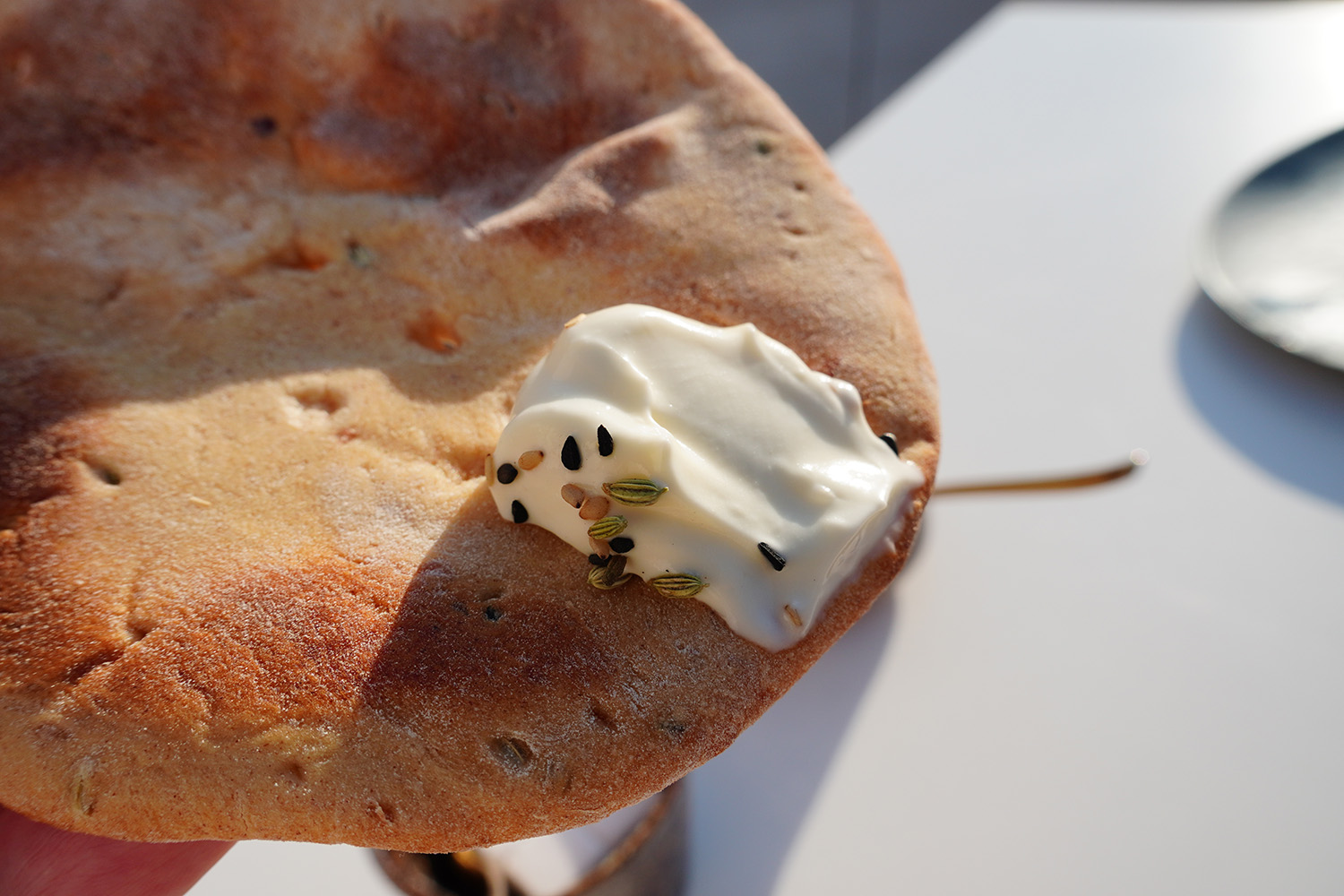 麵包配山羊起司「阿拉瑪麵包」300日圓