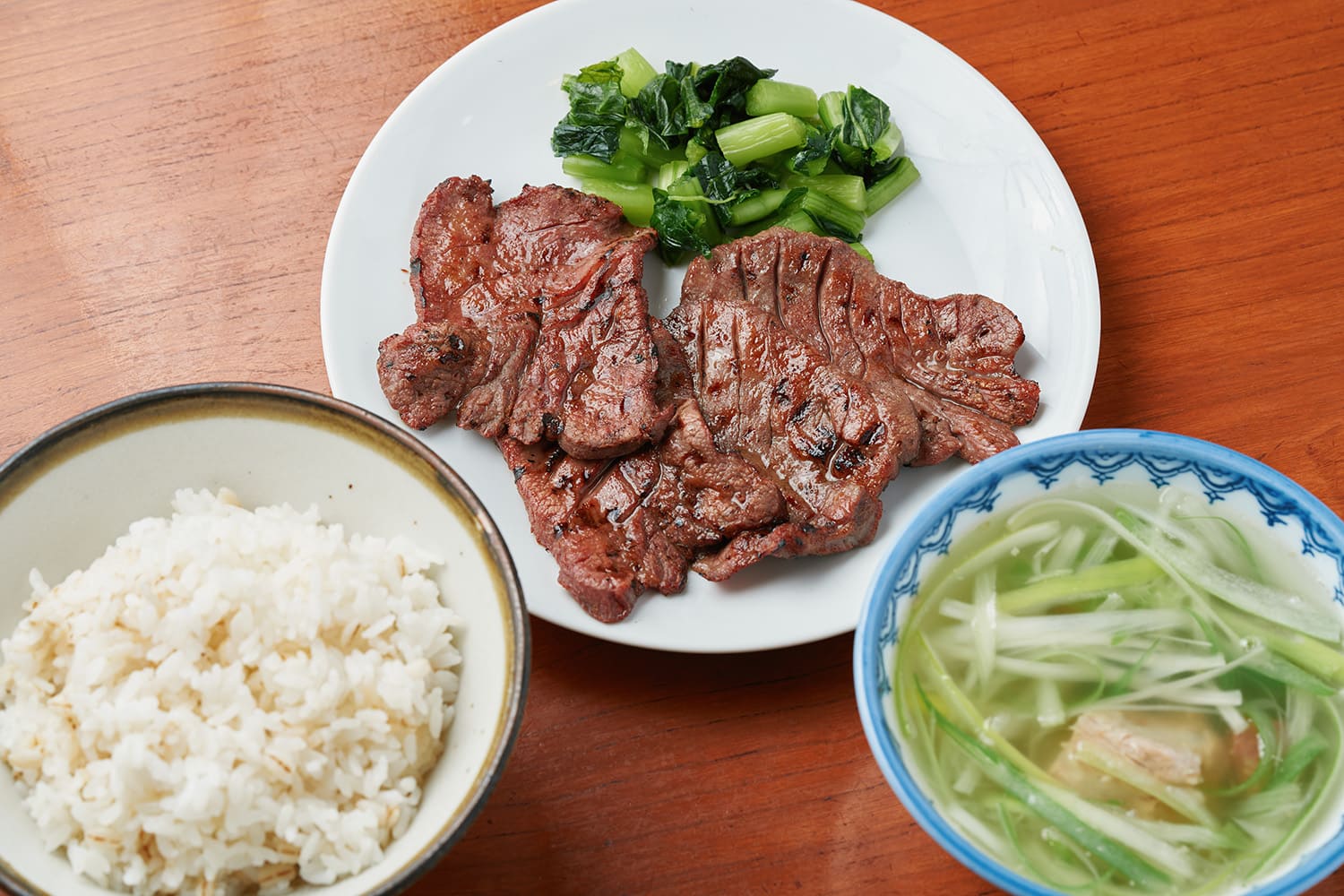 「牛舌定食A（3個）」JPY2400