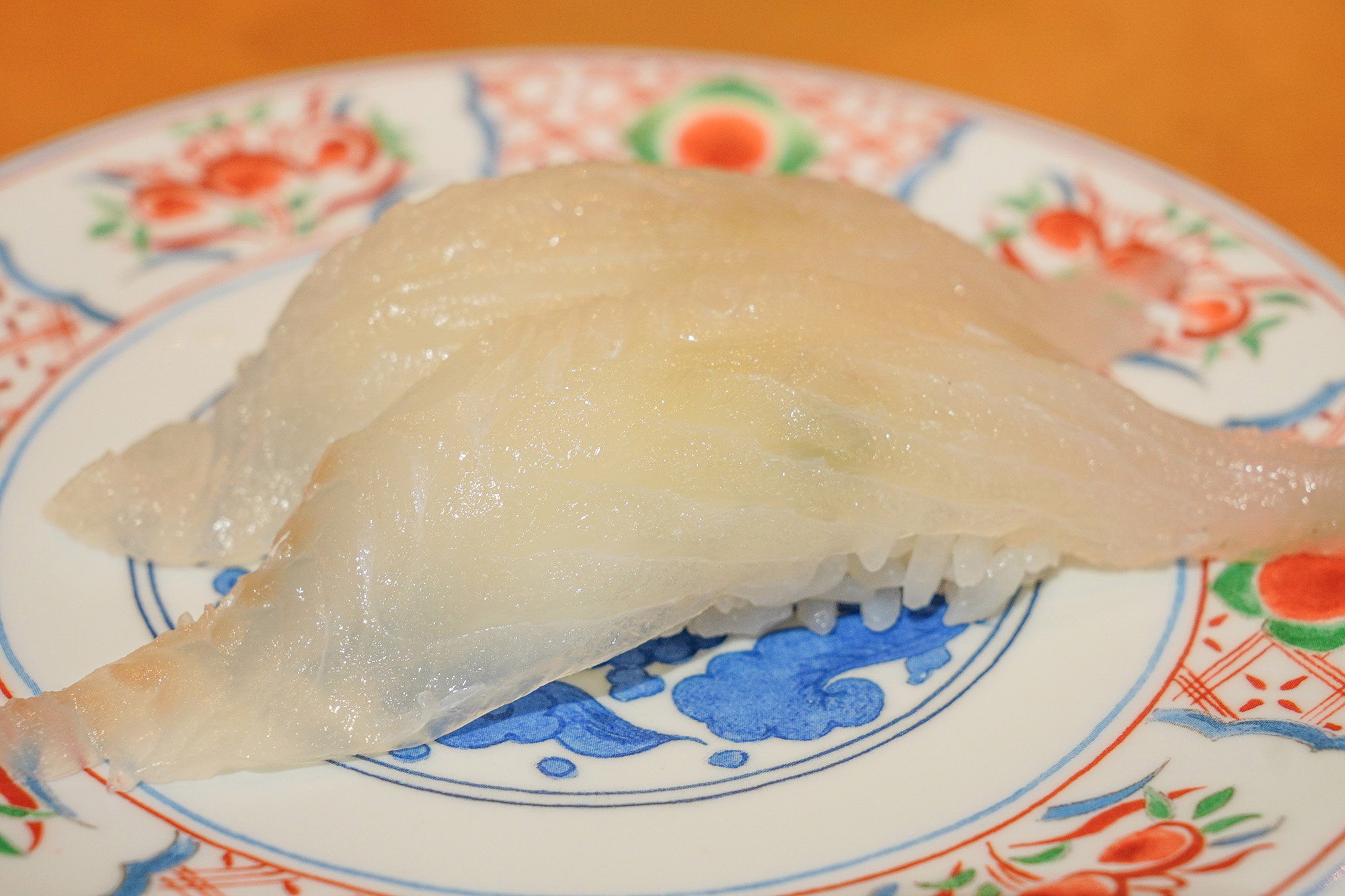 活灰鯖魚（440日元）