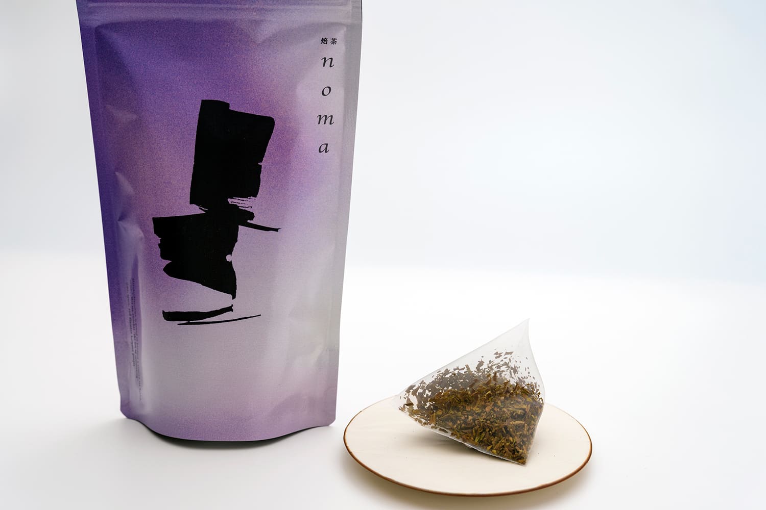 「焙茶野間」。 2026年1月推出的是一款稀有的壺烤茶混合茶，特色是烘焙豆類的風味與濃郁香氣（限時限量產品）