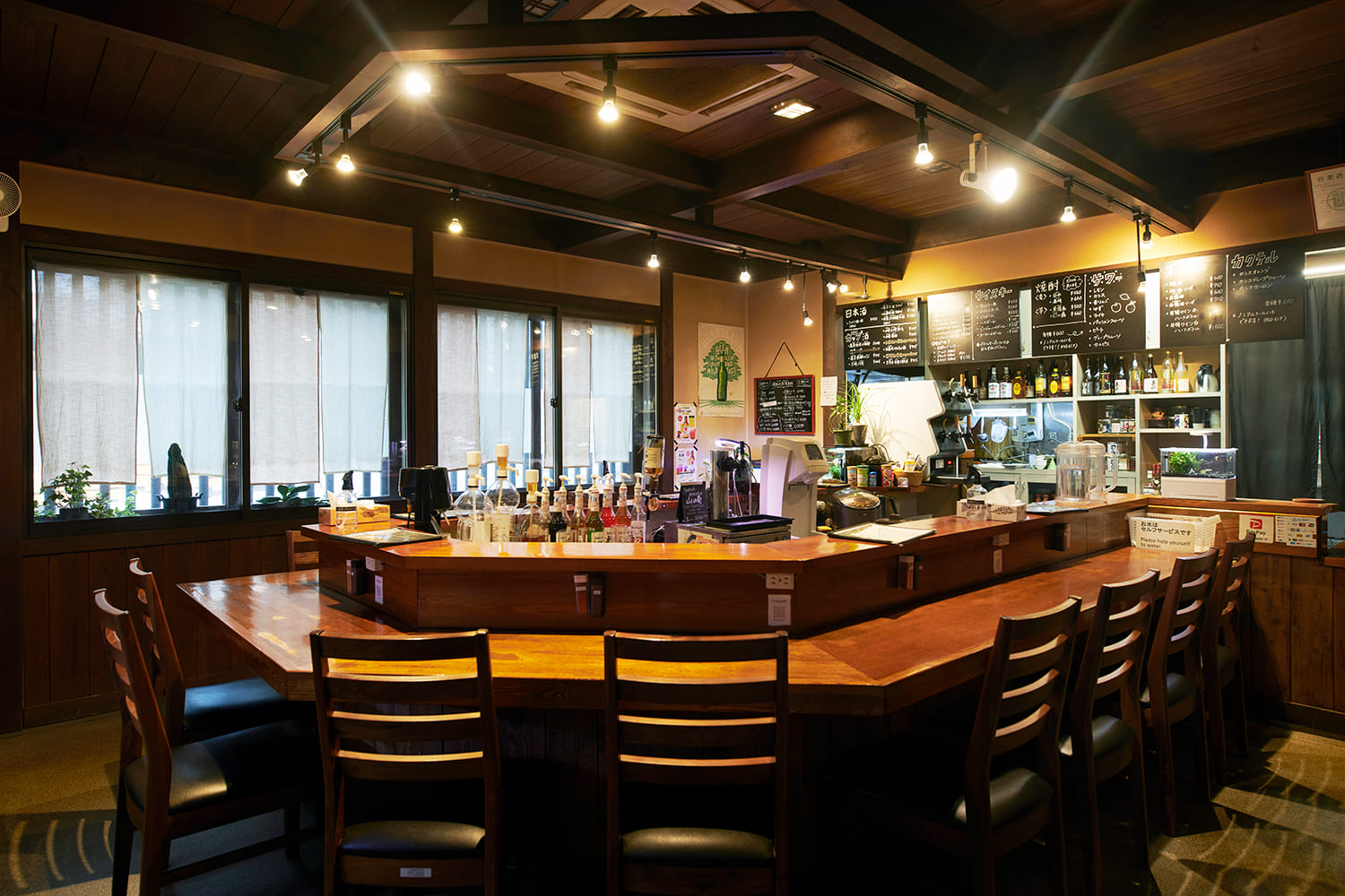  Only 13 seats at the U-shaped counter. A popular spot among locals who stop by after work