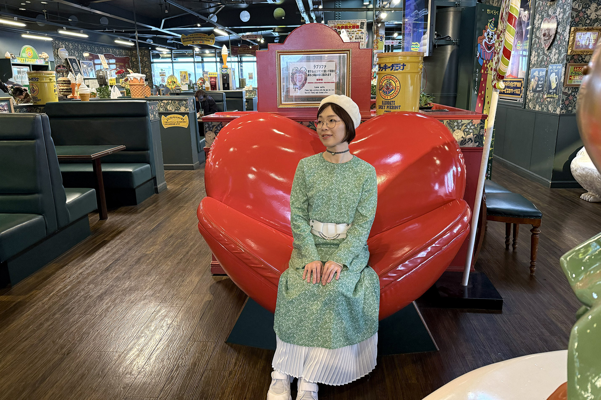  Every store has fun surprises inside—it’s a blast!