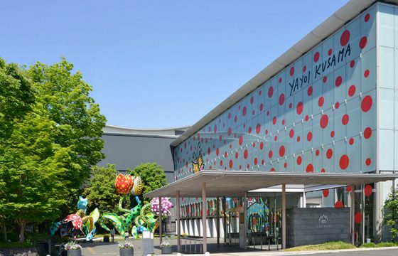 草間彌生も考古学も。アートのまち「松本」で巡る美術館・博物館巡り