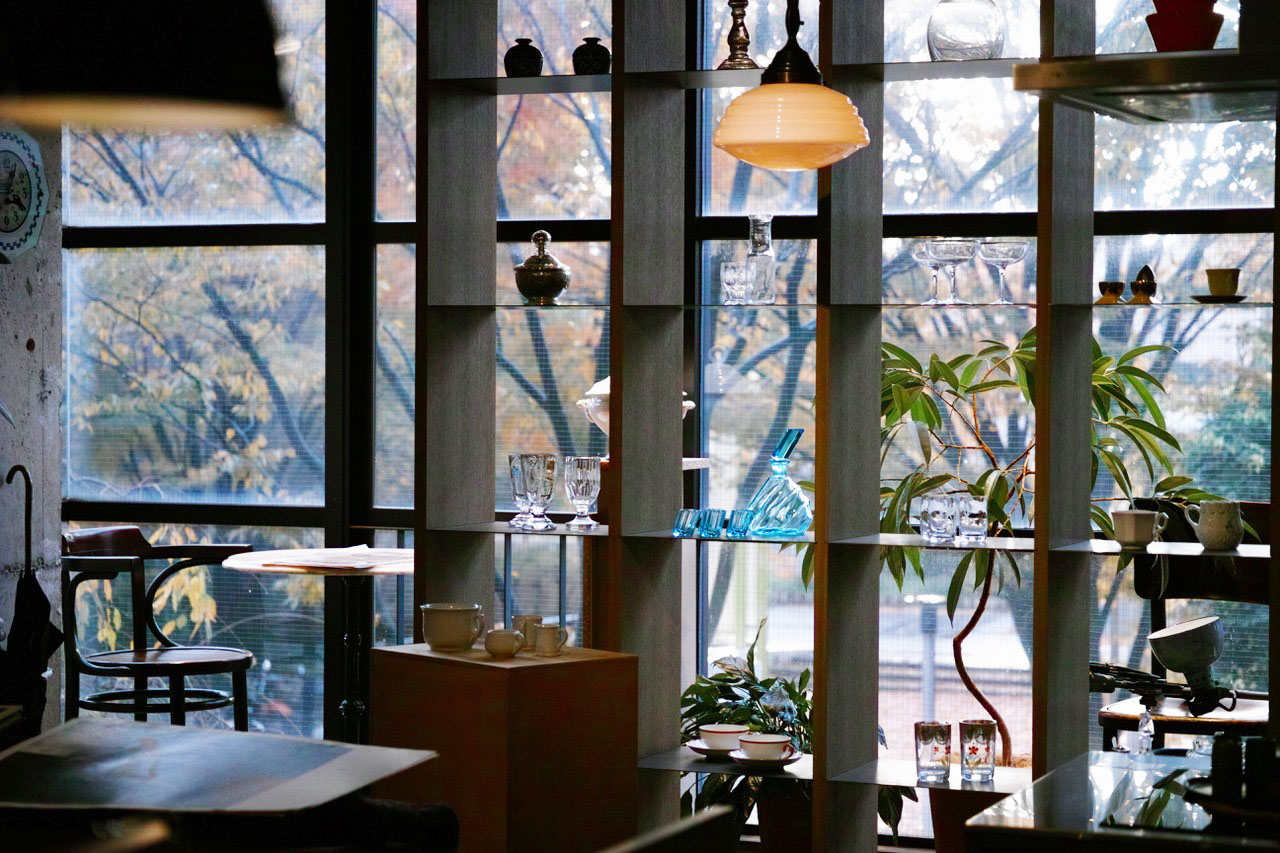 チェコをはじめとしたヨーロッパで買い付けた個性派が勢揃い