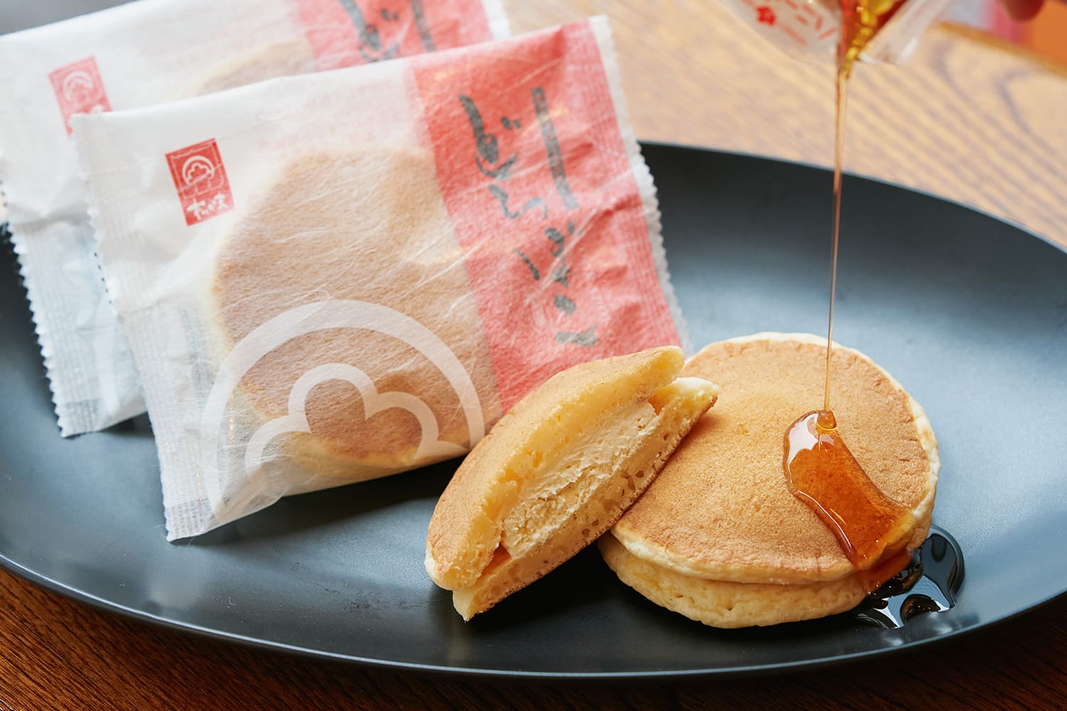 付属のハニーメープルや、自宅にあるジャムなどをつけて食べるのがおすすめ