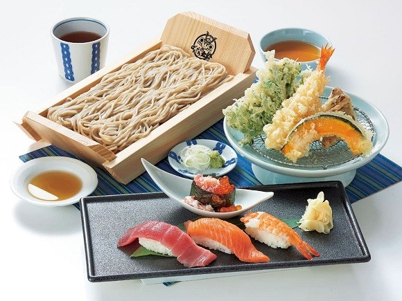 天ざる寿司セット(2,035円)