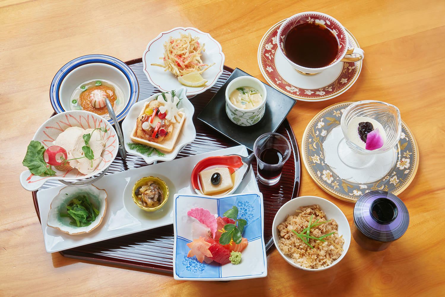 月替わりの「季節膳」（一例）3,300円