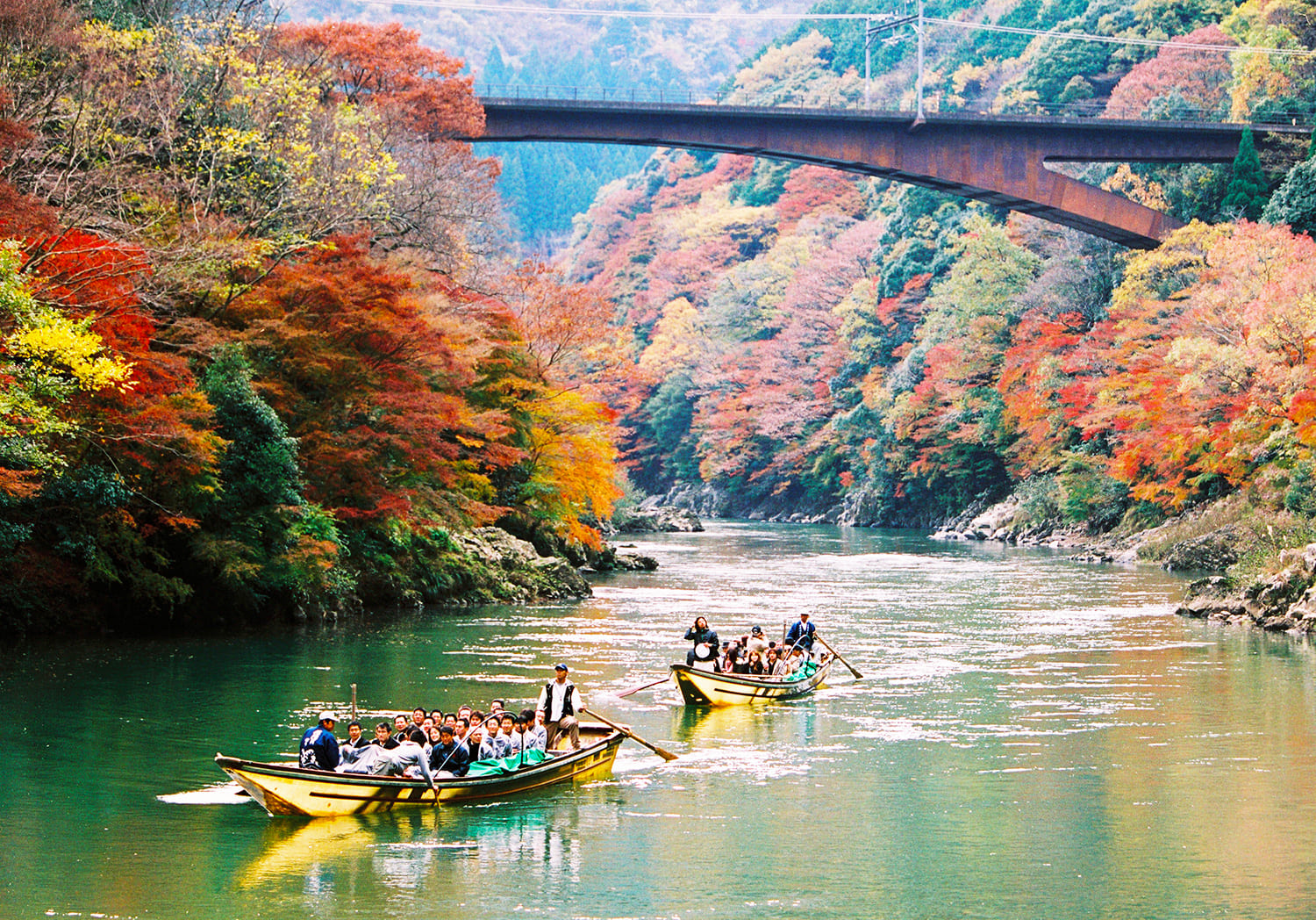 保津峡屈指の紅葉名所「女渕」