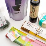 金沢駅ナカで買えるグルメ土産6選。スイーツからほうじ茶、調味料まで。