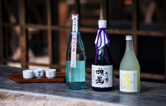 老舗酒蔵から気鋭のリキュール製造所まで。高山でとっておきのお酒に出合う