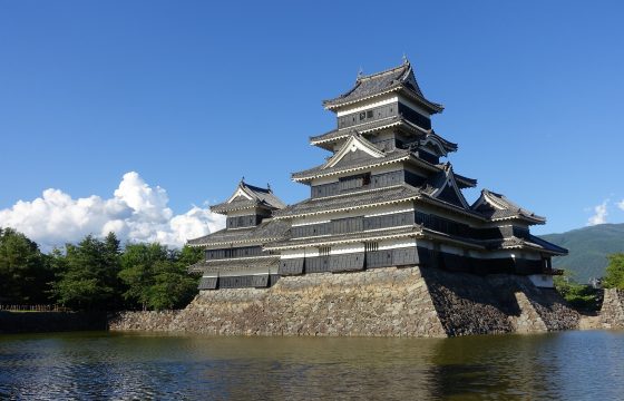 【2026年版】松本城・四季の見どころガイド！桜・紅葉・雪、それぞれの見頃と楽しみ方