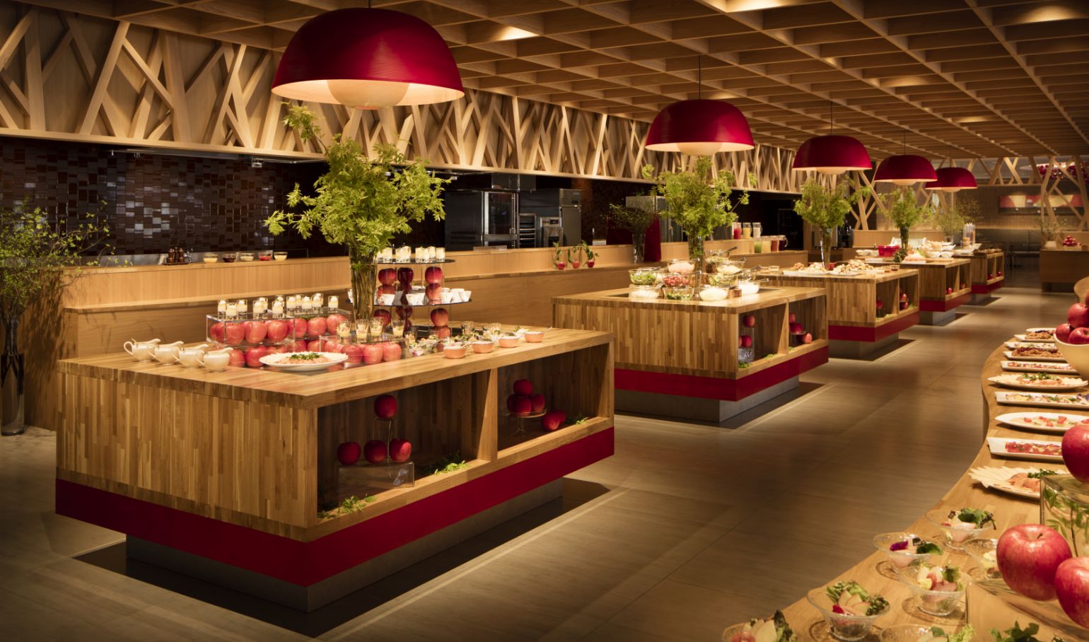 ビュッフェレストラン「青森りんごキッチン」