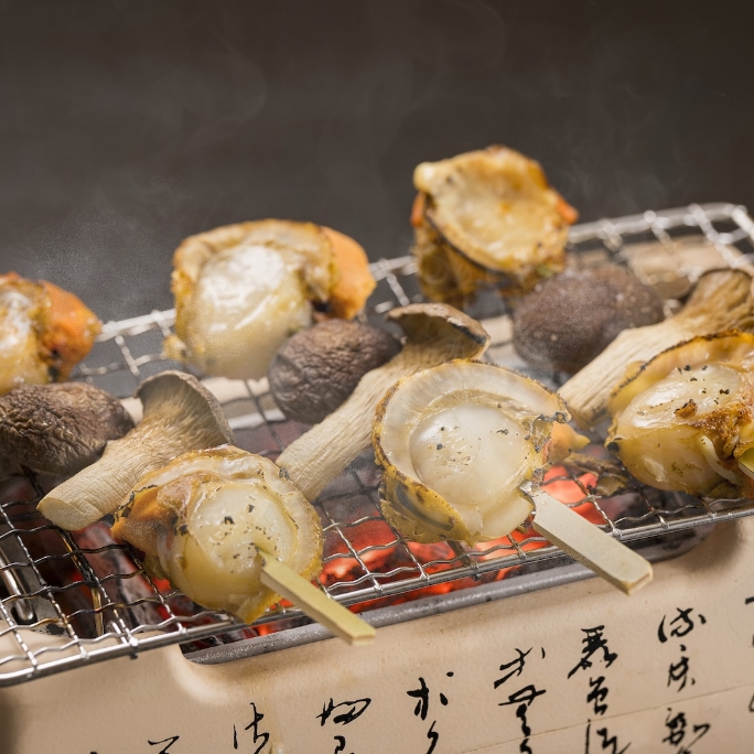 青森屋　帆立と茸の串焼き
